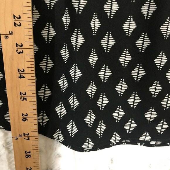 NYDJ Not Your Daughters Jeans Womens Tunic Top Black/White v-neck Tie XS - Picture 11 of 11